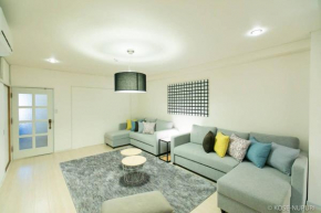 bHOTEL Marumasa - Spacious next to PeacePark Family Condo Up to 13 P